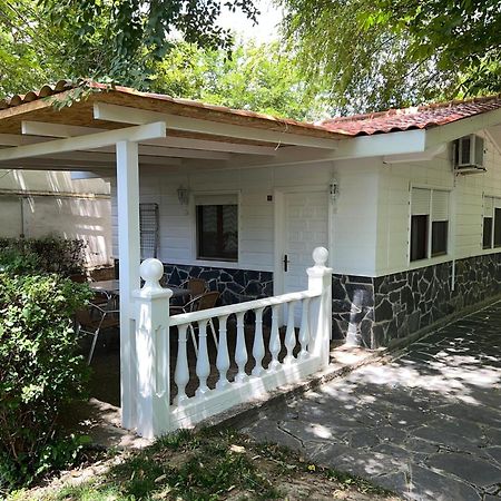 Bungalows & Albergue La Playa Λογκρόνο Εξωτερικό φωτογραφία